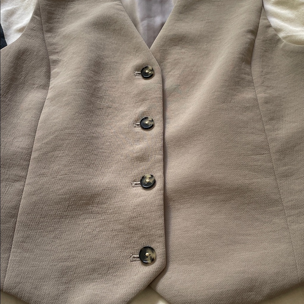 Wilfred Taupe Button-Front Vest - Picture 4 of 4